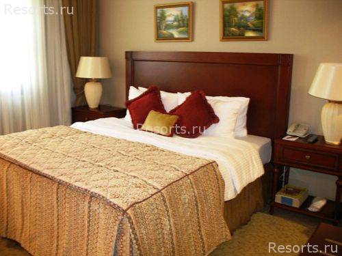 Royal Ascot Hotel 15